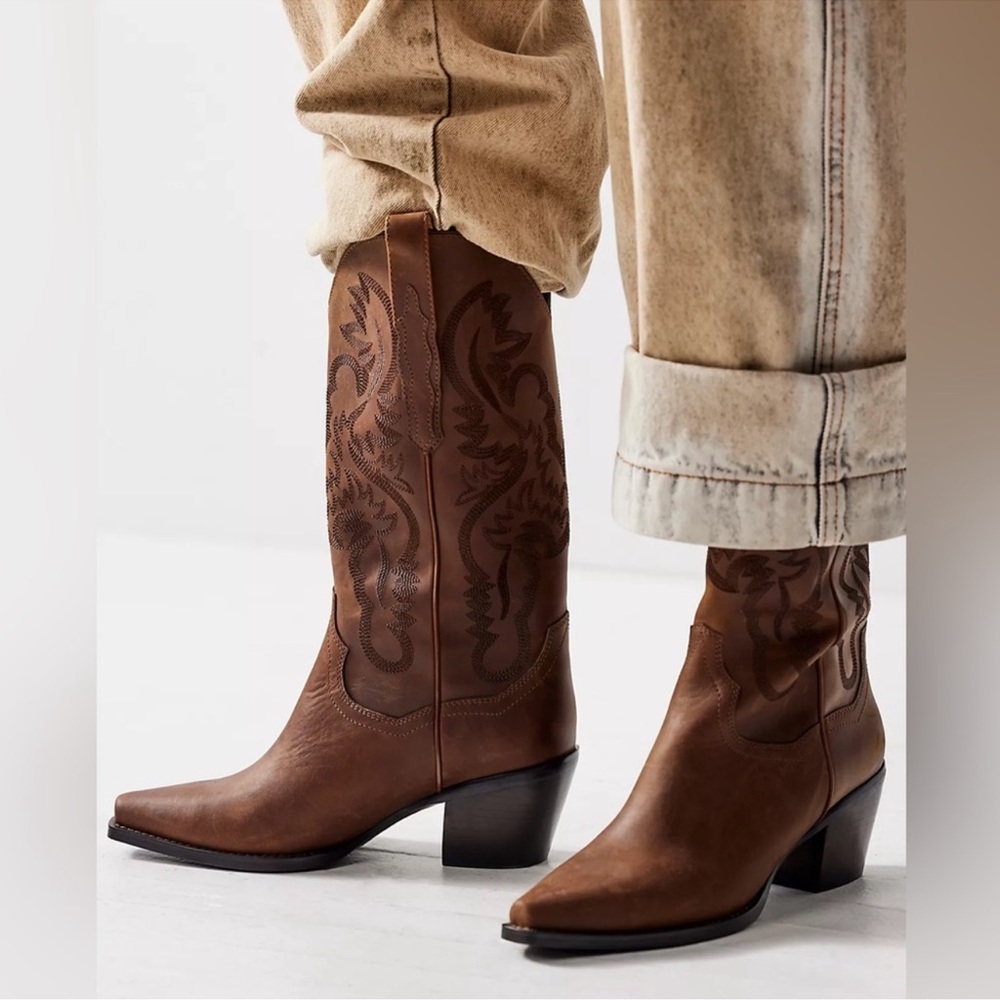NWOB Jeffrey Campbell Anthropologie Dagget Western Cowboy Boots in Brown - Picture 2 of 7